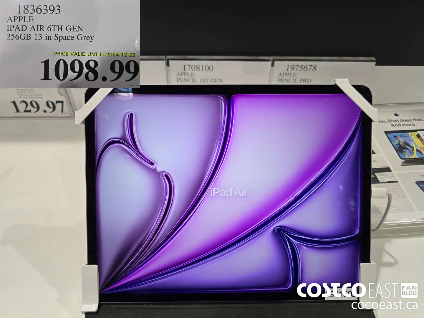 1836393 APPLE IPAD AIR 6TH GEN 256GB 13 in Space Grey $1098.99