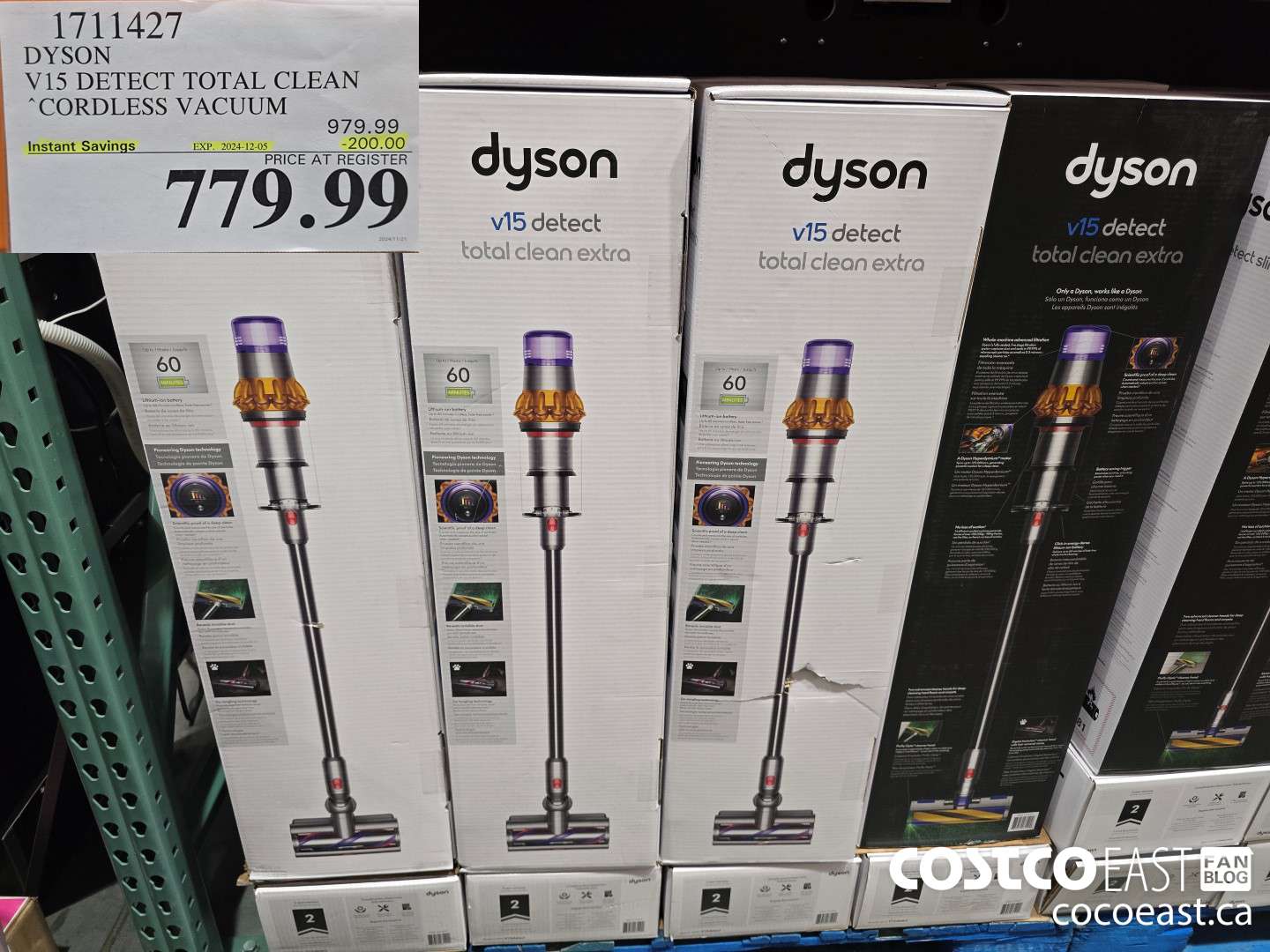 1711427 DYSON V15 DETECT TOTAL CLEAN EXTRA STICK VACUUM ($200.00 INSTANT SAVINGS EXPIRES ON 2024-12-05) $779.99