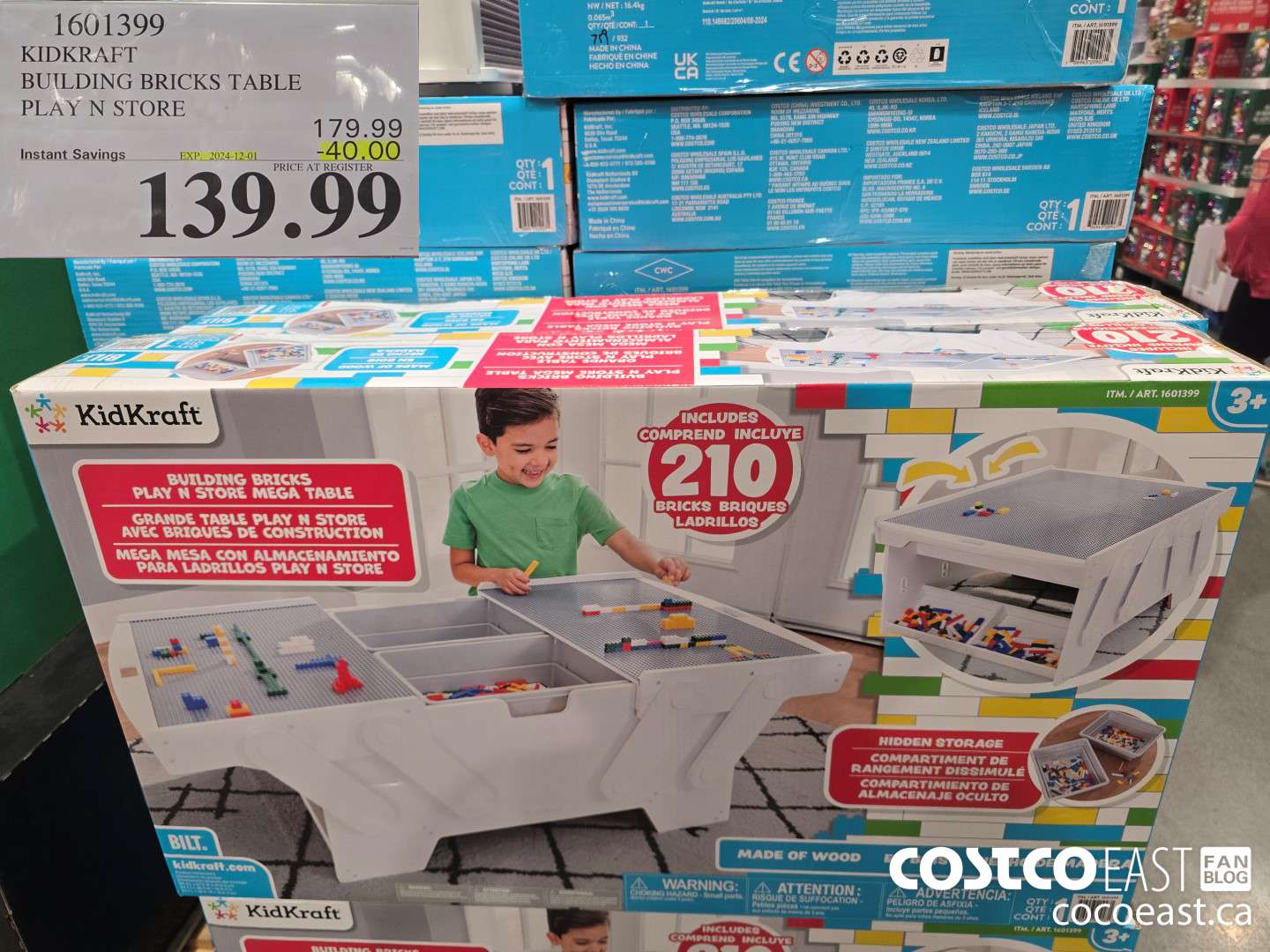 1601399 KIDKRAFT BUILDING BRICKS TABLE PLAY N STORE ($40.00 INSTANT SAVINGS EXPIRES ON 2024-12-01) $139.99