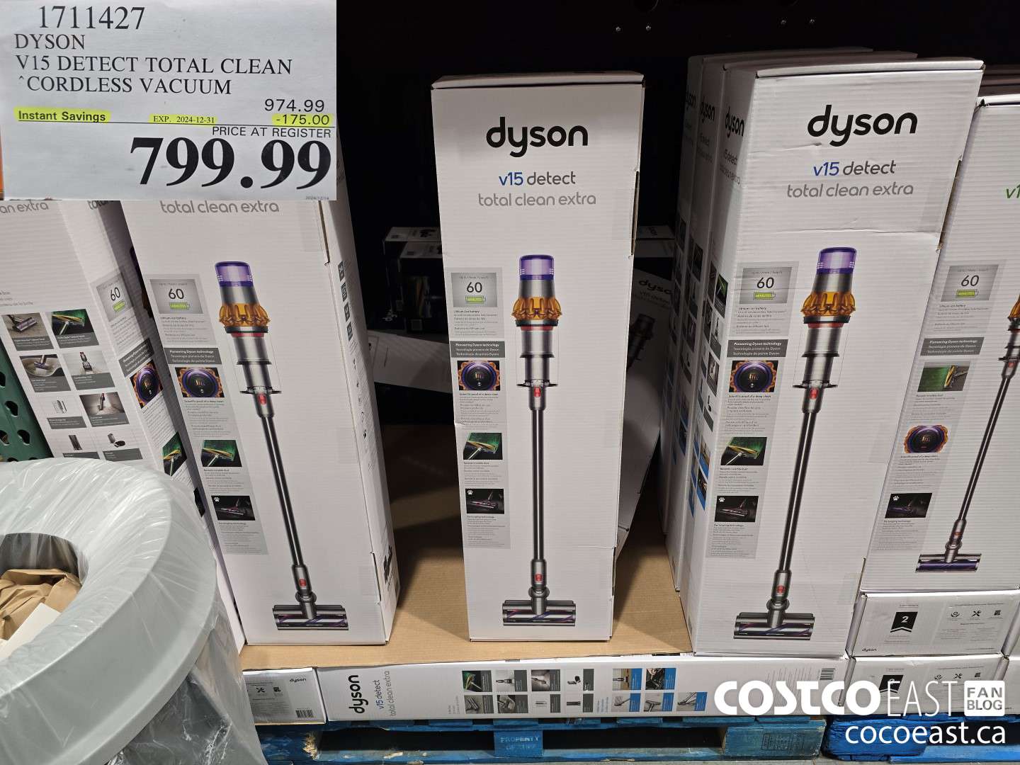 1711427 DYSON V15 DETECT TOTAL CLEAN CORDLESS VACUUM ($175.00 INSTANT SAVINGS EXPIRES ON 2024-12-31) $799.99