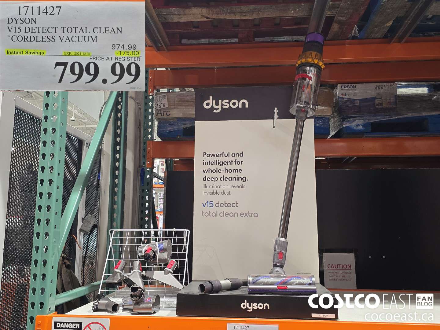 1711427 DYSON V15 DETECT TOTAL CLEAN CORDLESS VACUUM ($175.00 INSTANT SAVINGS EXPIRES ON 2024-12-31) $799.99