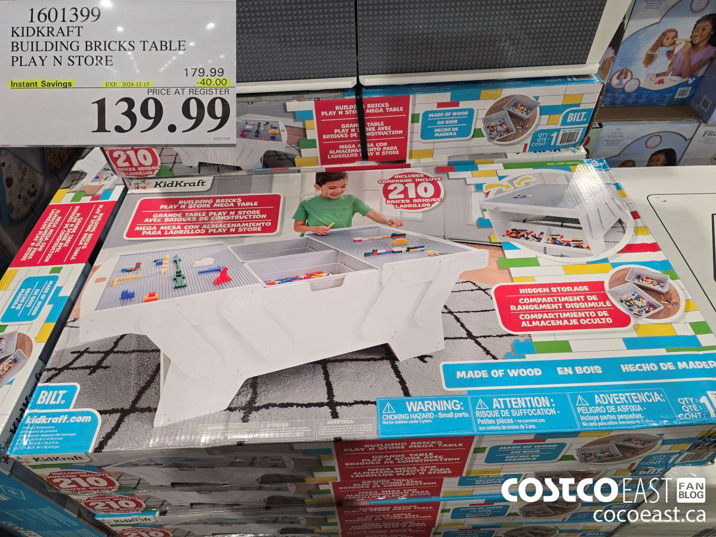 1601399 KIDKRAFT BUILDING BRICKS TABLE PLAY N STORE ($40.00 INSTANT SAVINGS EXPIRES ON 2024-12-15) $139.99