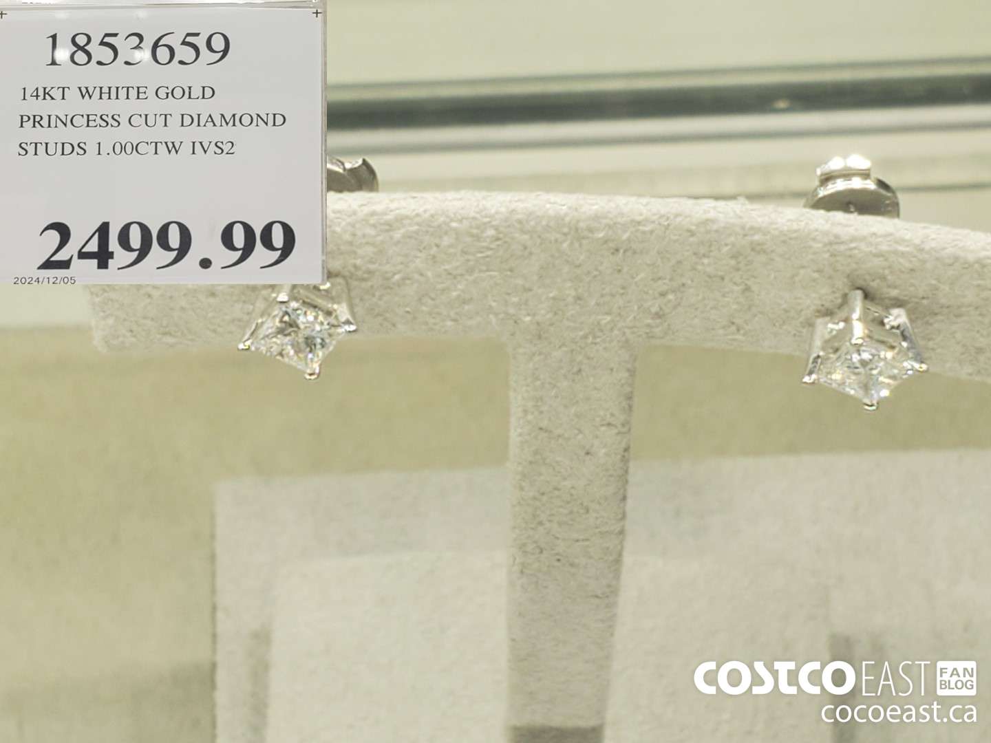 1852659 L4KT WHITE GOLD PRINCESS CUT DIAMOND STUDS 1.00CTW IVS2 $2499.99