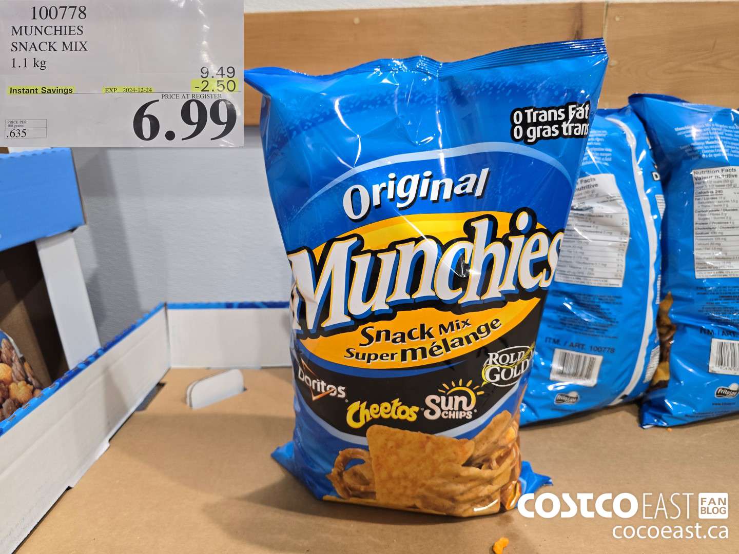 100778 MUNCHIES SNACK MIX 1.1 KG ($2.50 INSTANT SAVINGS EXPIRES ON 2024-12-22) $6.99