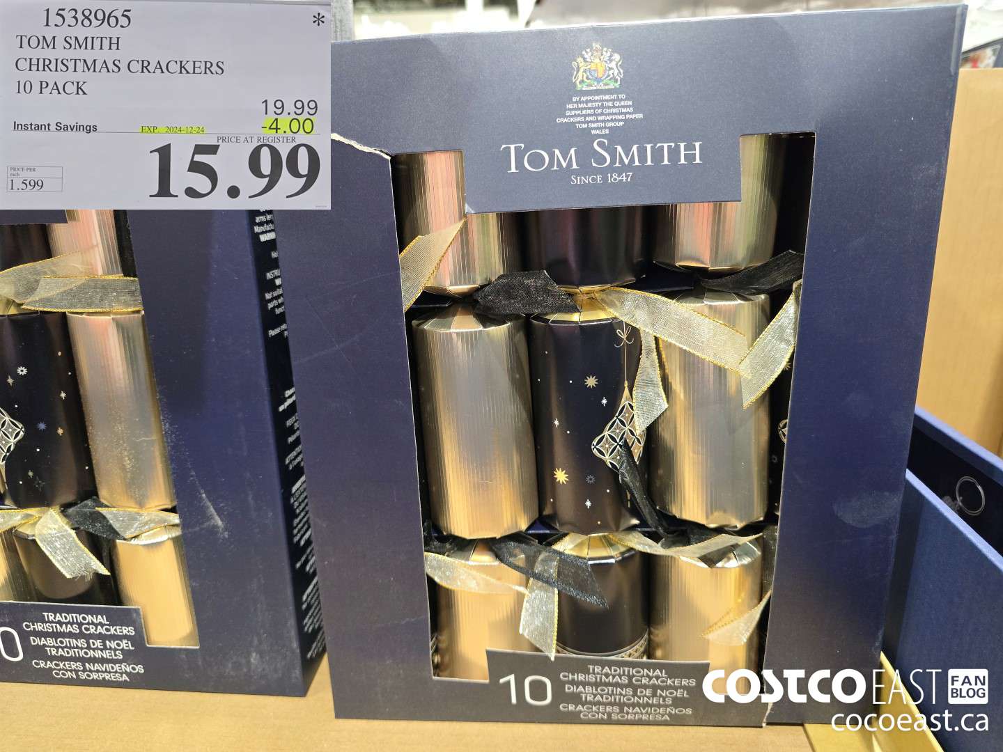 1538965 TOM SMITH CHRISTMAS CRACKERS 10 PACK ($4.00 INSTANT SAVINGS EXPIRES ON 2024-12-24) $15.99