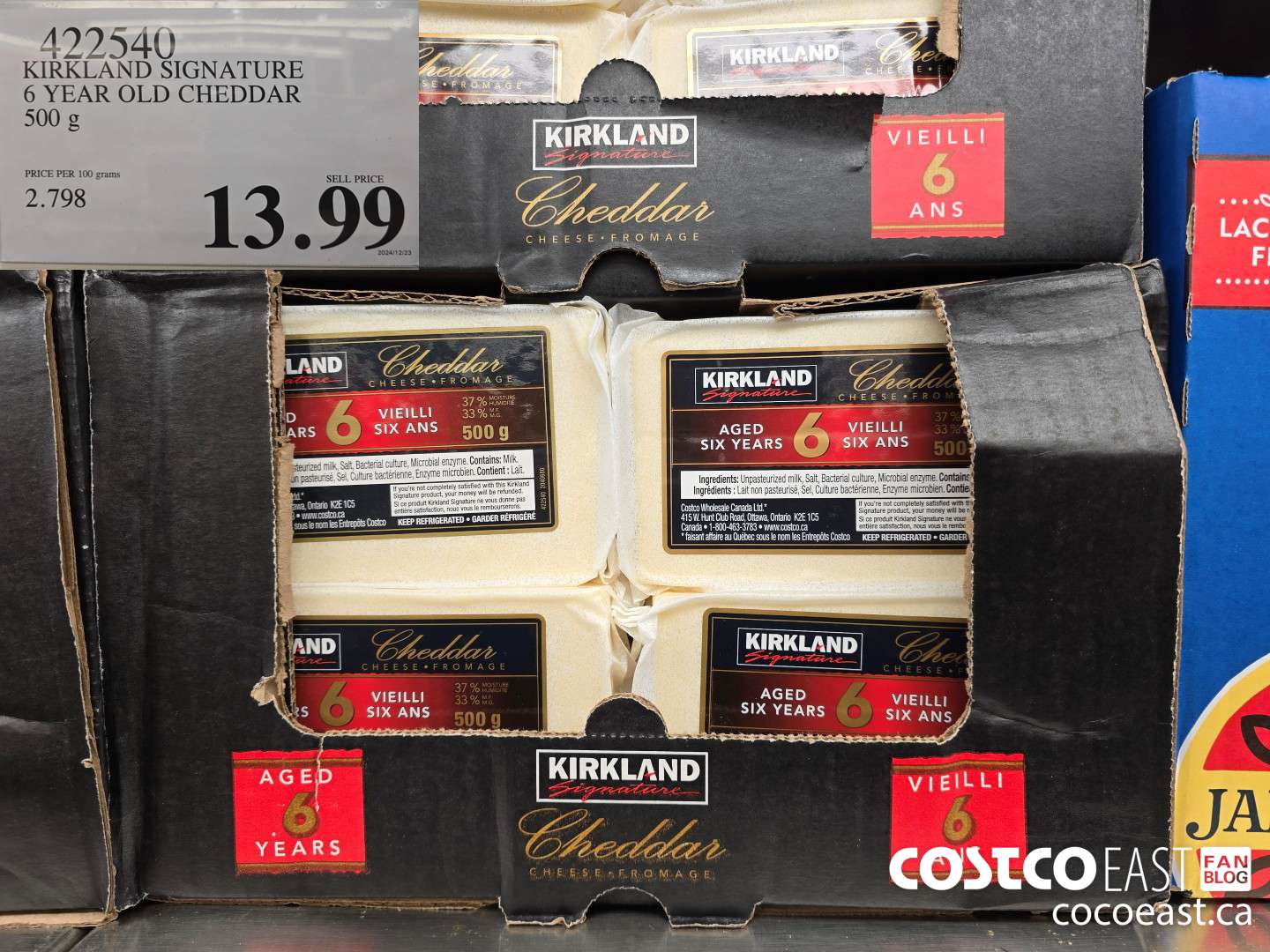 422540 KIRKLAND SIGNATURE 6 YEAR OLD CHEDDAR 500 g $13.99