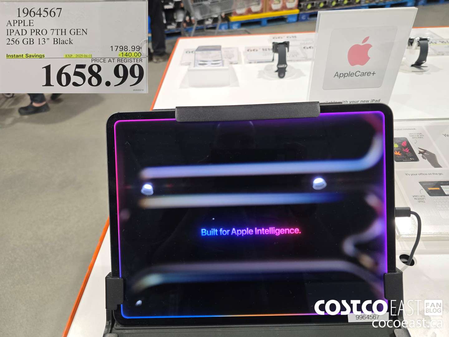 1964567 APPLE IPAD PRO 7TH GEN 256GB 13