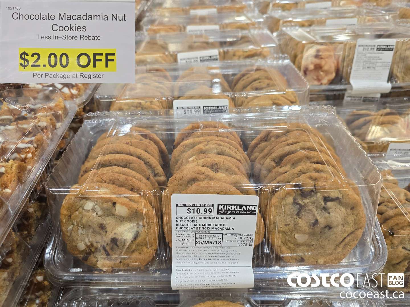 1921785 Chocolate Macadamia Nut Cookies ($2.00 INSTANT SAVINGS)