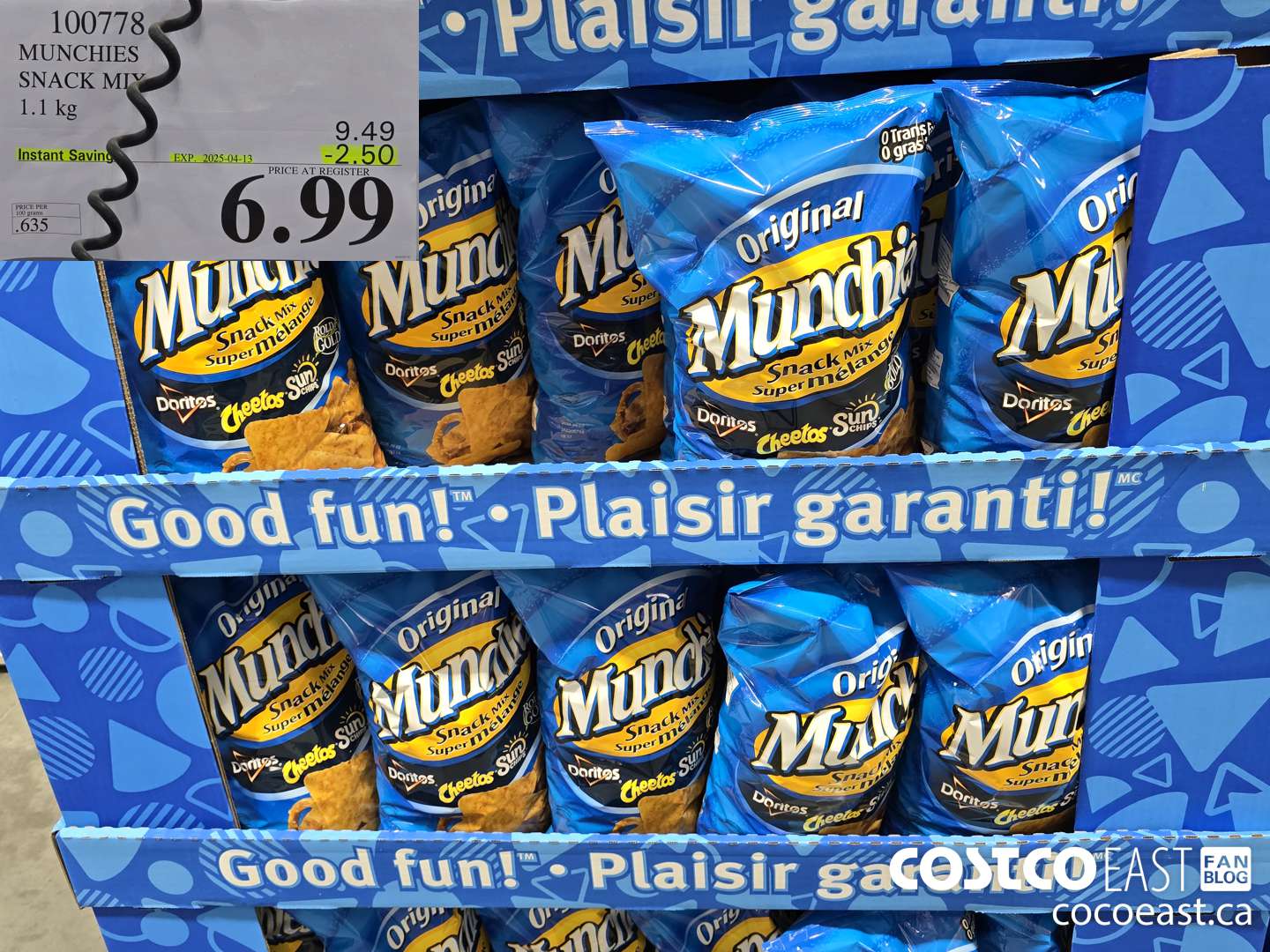 100778 MUNCHIES SNACK MIX 1.1 KG ($2.50 INSTANT SAVINGS EXPIRES ON 2025-04-13) $6.99