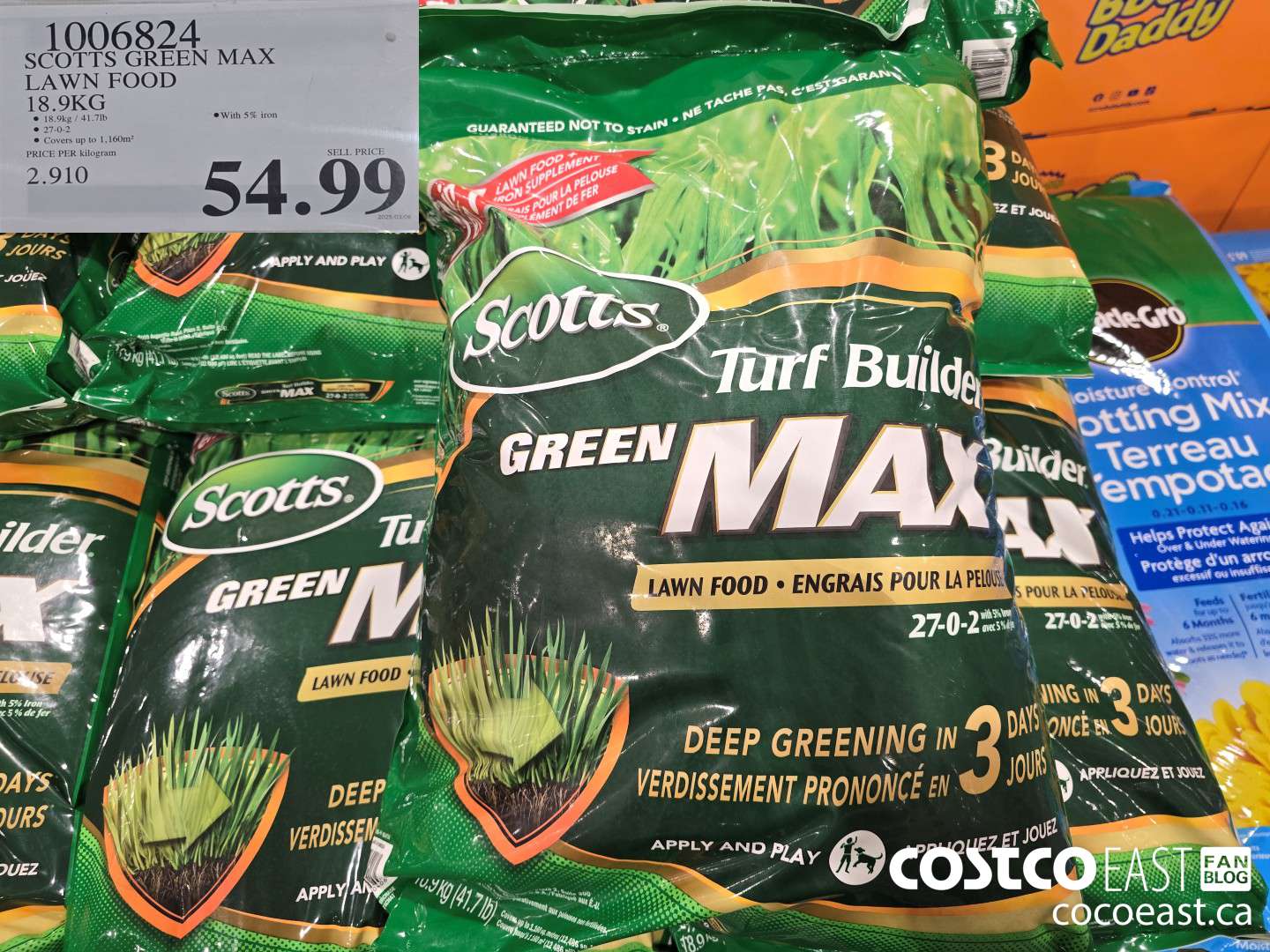 1006824 SCOTTS GREEN MAX LAWN FOOD 18.9kg $54.99