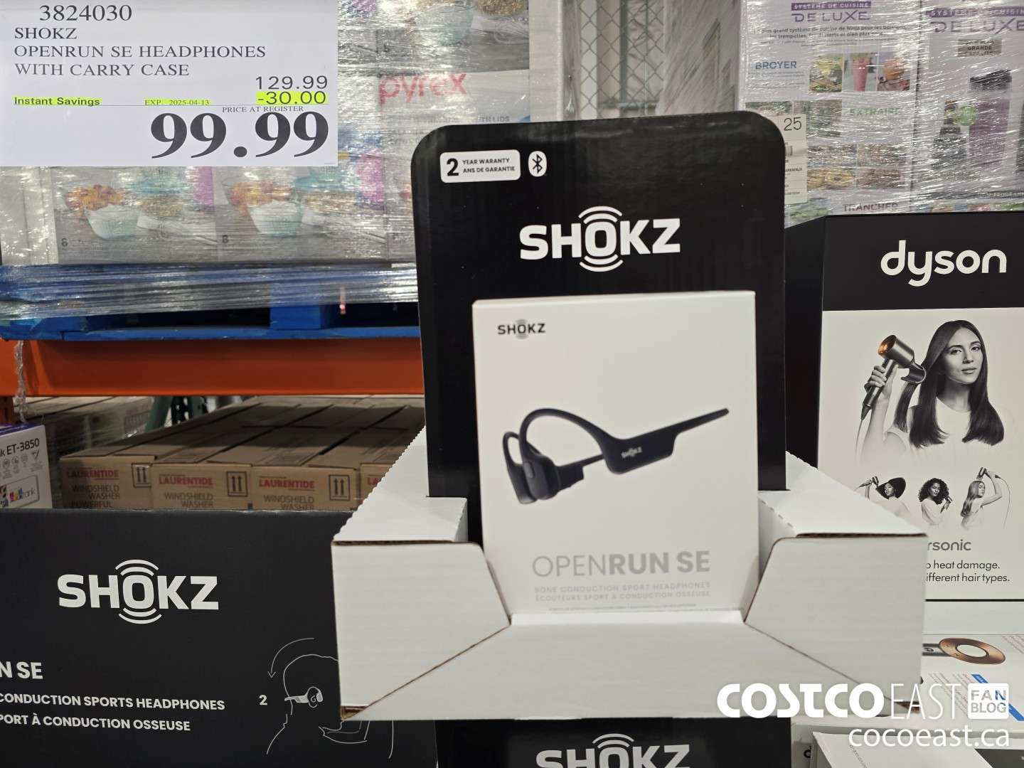 3824030 SHOKZ OPENRUN SE HEADPHONES WITH CARRY CASE ($30.00 INSTANT SAVINGS EXPIRES ON 2025-04-13) $99.99