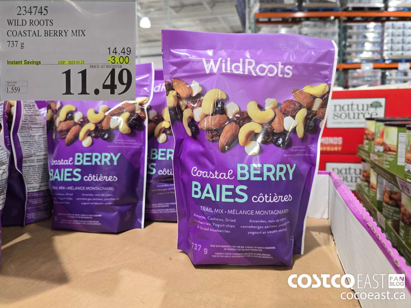 234745 WILD ROOTS COASTAL BERRY MIX 737 G ($3.00 INSTANT SAVINGS EXPIRES ON 2025-03-23) $11.49