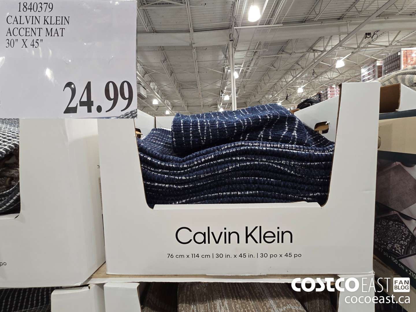 1840379 CALVIN KLEIN ACCENT MAT 30