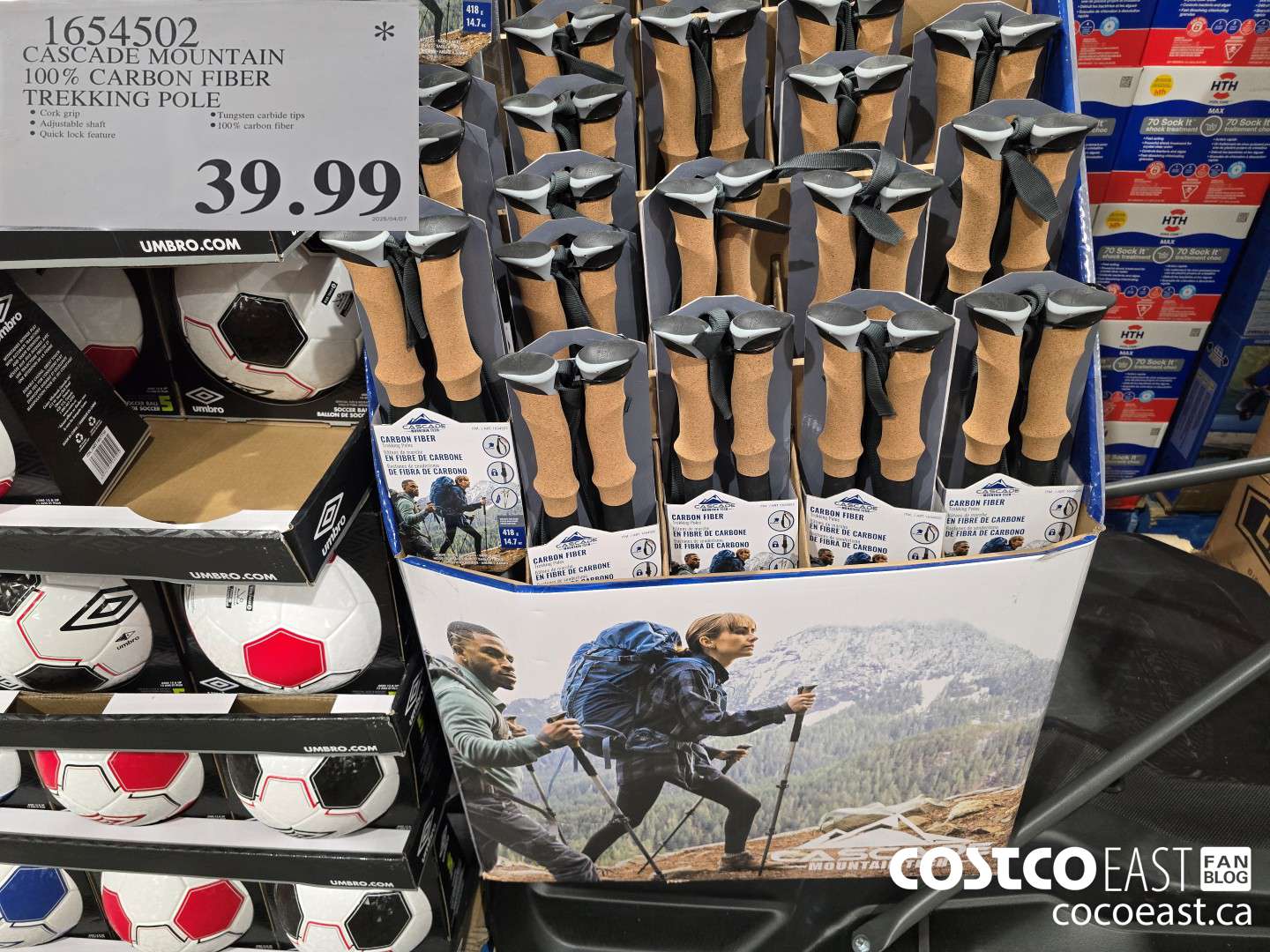 1654502 CASCADE MOUNTAIN 100% CARBON FIBRE TREKKING POLE $39.99