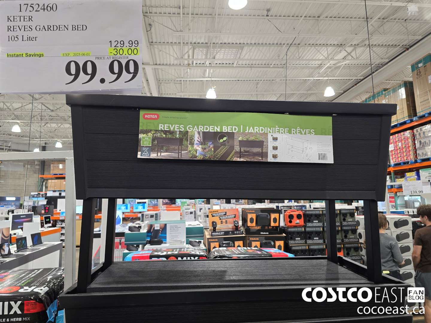 1752460 KETER REVES GARDEN BED 105 Liter ($30.00 INSTANT SAVINGS EXPIRES ON 2025-06-01) $99.99