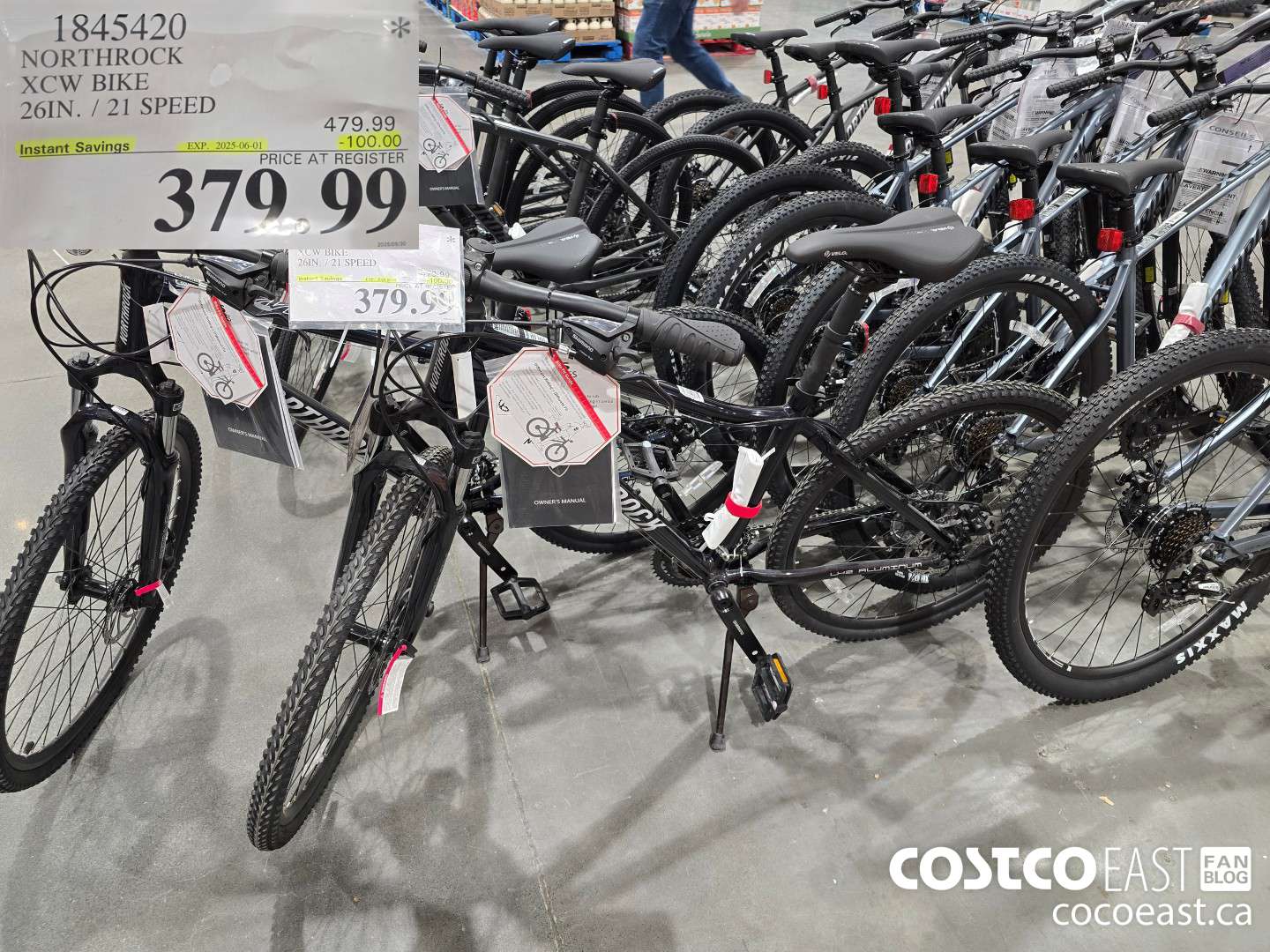 1845420 NORTHROCK XCW BIKE 26IN. / 21 SPEED ($100.00 INSTANT SAVINGS EXPIRES ON 2025-06-01) $379.99