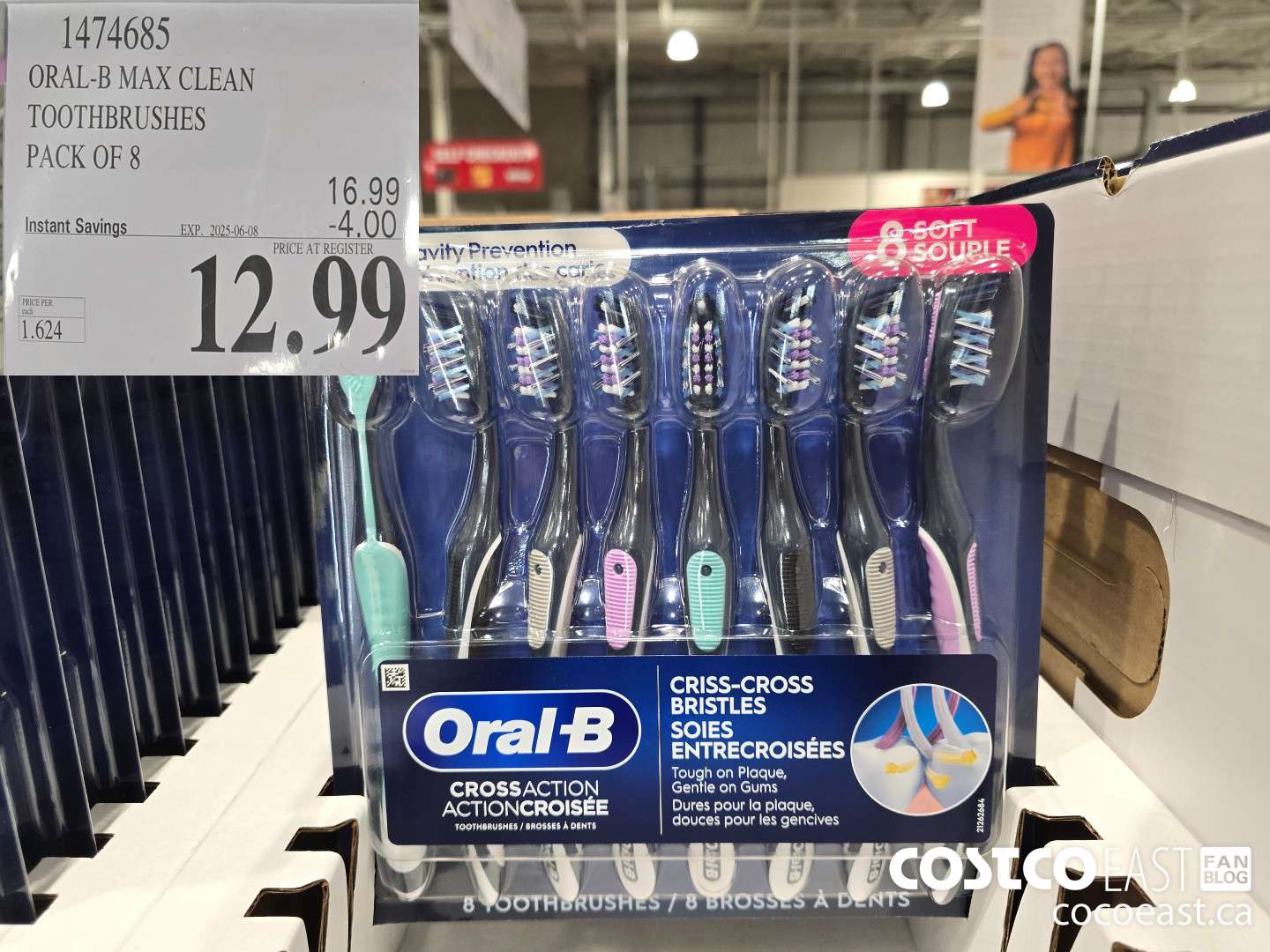1474685 ORAL-B MAX CLEAN TOOTHBRUSHES PACK OF 8 ($4.00 INSTANT SAVINGS EXPIRES ON 2025-06-08) $12.99