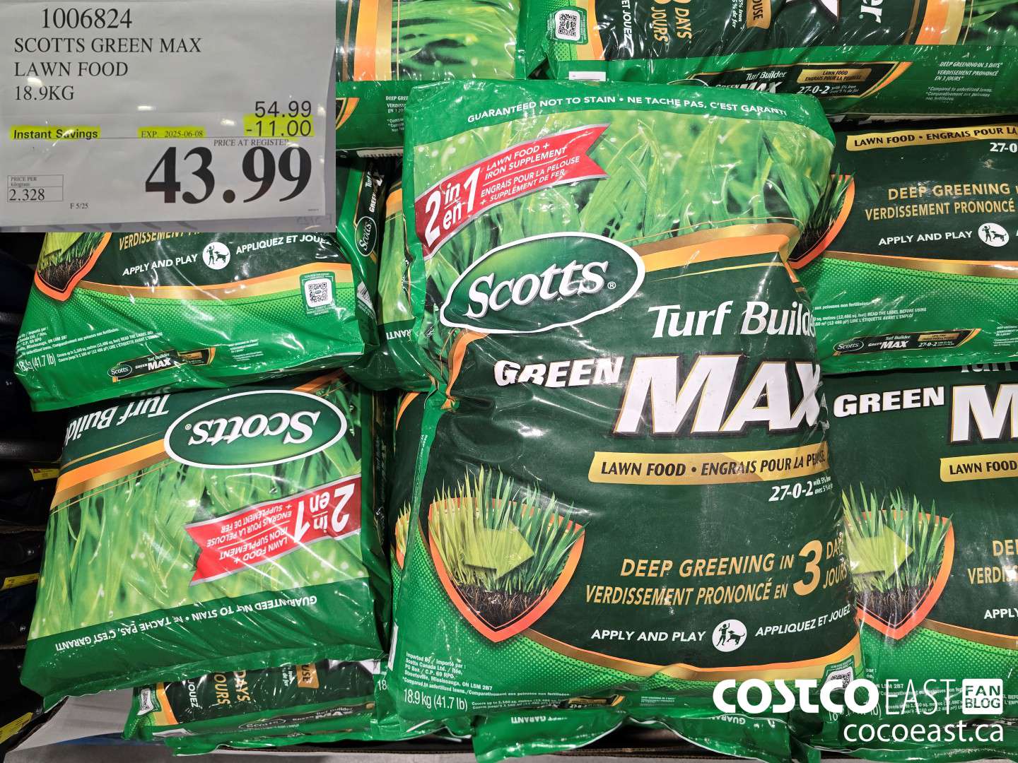 1006824 SCOTTS GREEN MAX LAWN FOOD 18.9kg ($11.00 INSTANT SAVINGS EXPIRES ON 2025-06-08) $43.99