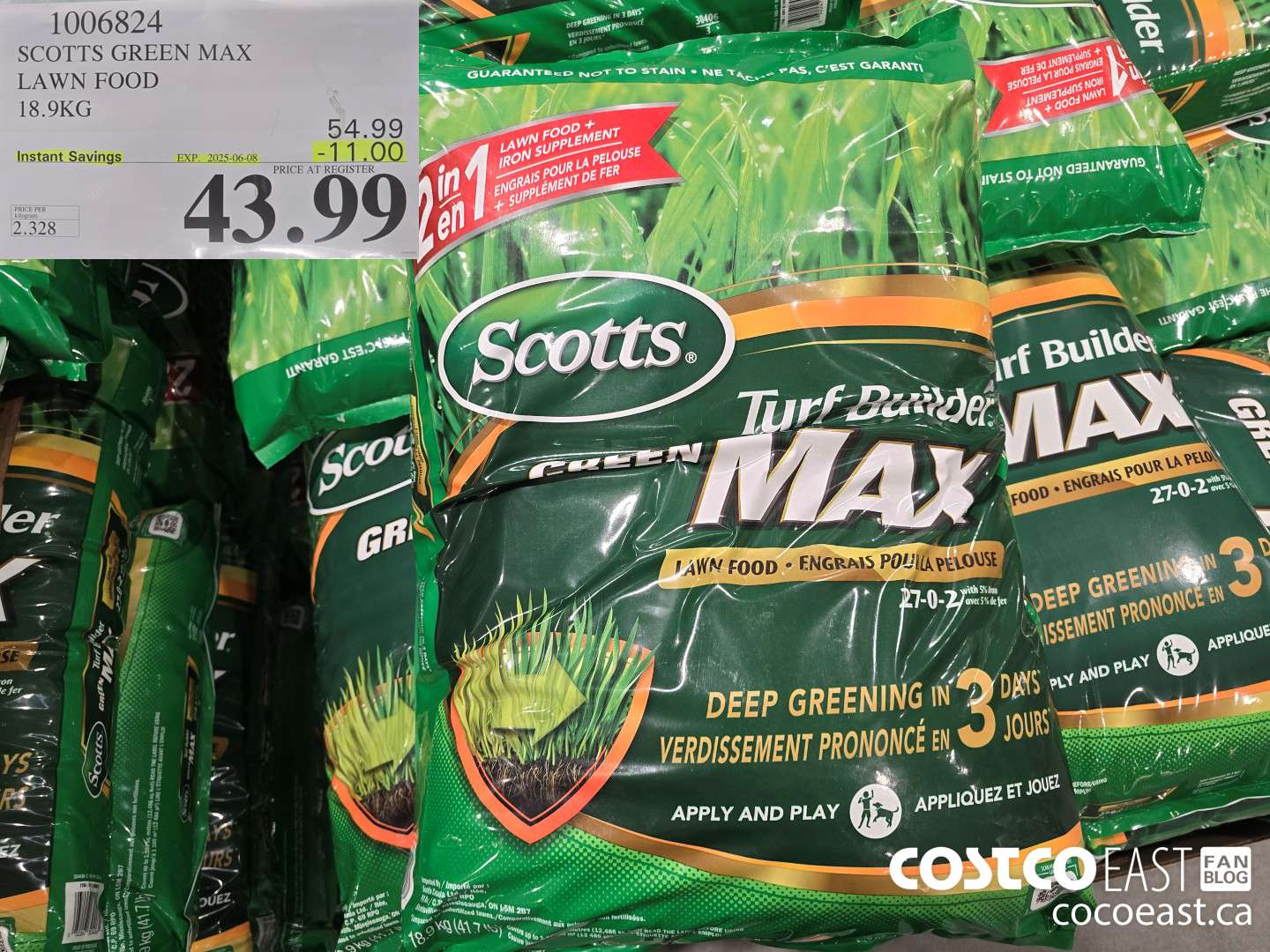 1006824 SCOTTS GREEN MAX LAWN FOOD 18.9kg ($11.00 INSTANT SAVINGS EXPIRES ON 2025-06-08) $43.99