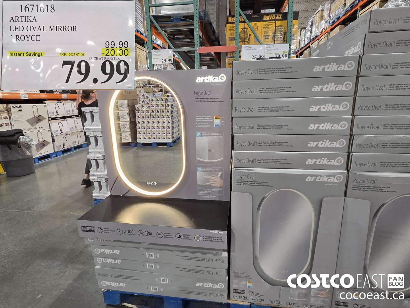 1671618 ARTIKA LED OVAL MIRROR ROYCE ($20.00 INSTANT SAVINGS EXPIRES ON 2025-07-06) $79.99