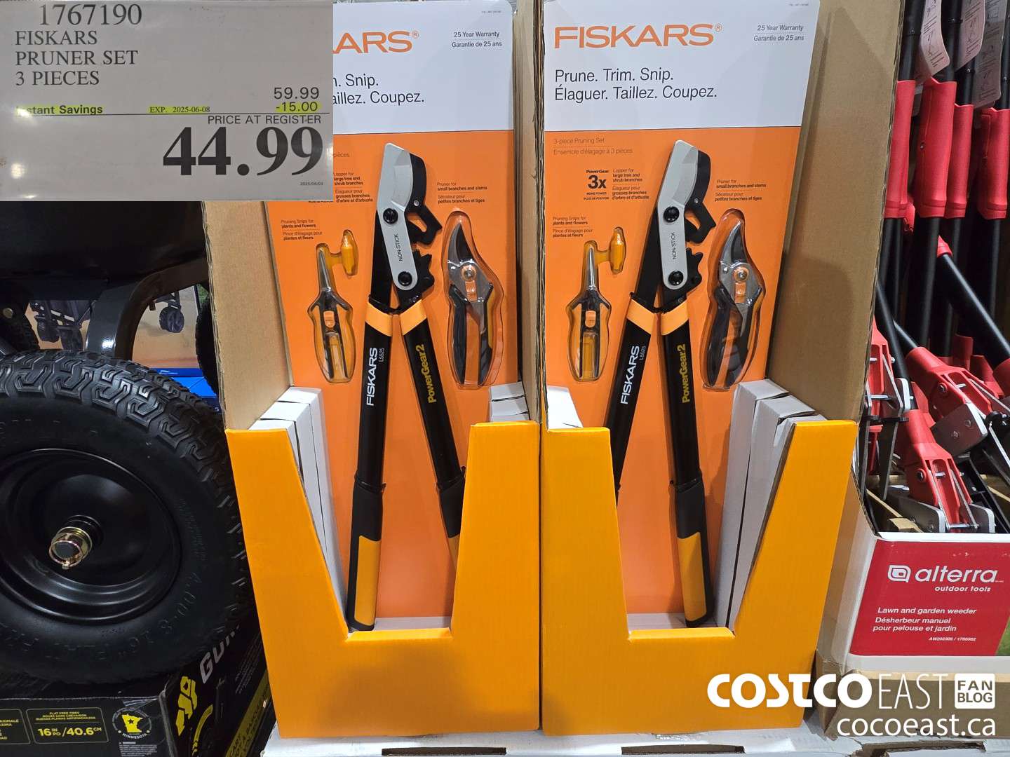 1767190 FISKARS PRUNER SET 3 PIECES ($15.00 INSTANT SAVINGS EXPIRES ON 2025-06-08) $44.99