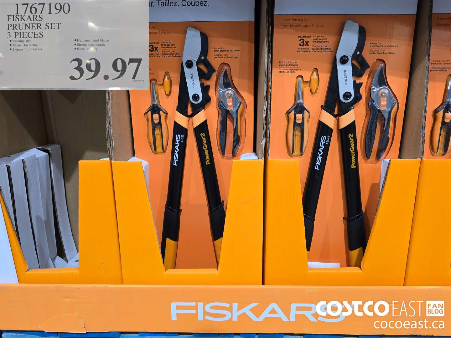 1767190 FISKARS PRUNER SET 3 PIECES $39.97