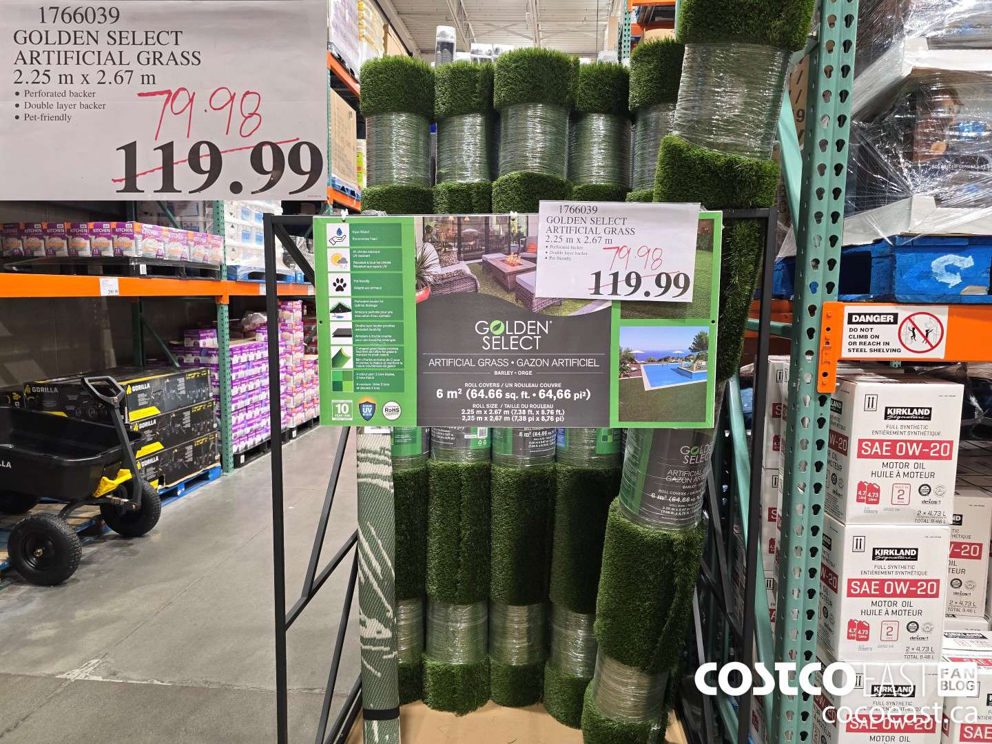 1766039 GOLDEN SELECT ARTIFICIAL GRASS 2.25 m x 2.67 m $79.98
