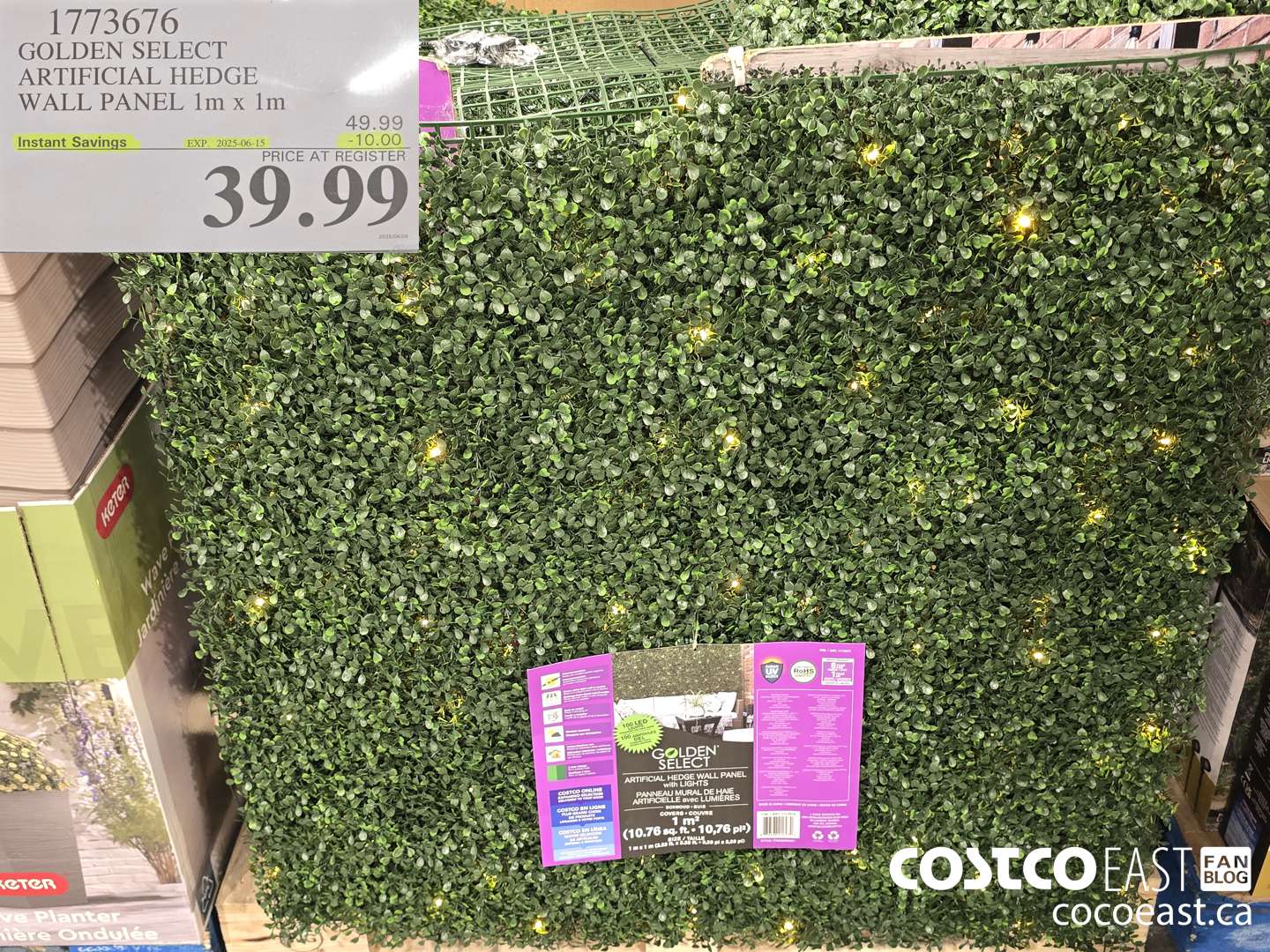 1773676 GOLDEN SELECT ARTIFICIAL HEDGE WALL PANEL 1M X 1M ($10.00 INSTANT SAVINGS EXPIRES ON 2025-06-15) $39.99