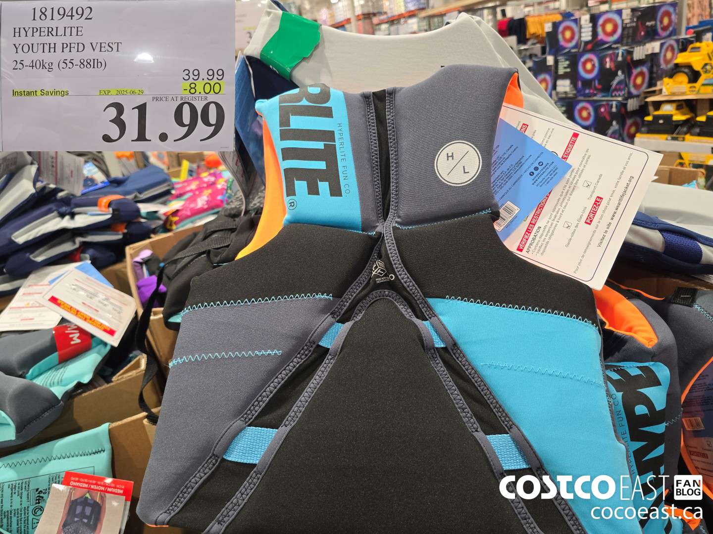 1819492 HYPERLITE YOUTH PFD VEST 25-40kg (55-88Ib) ($8.00 INSTANT SAVINGS EXPIRES ON 2025-06-29) $31.99