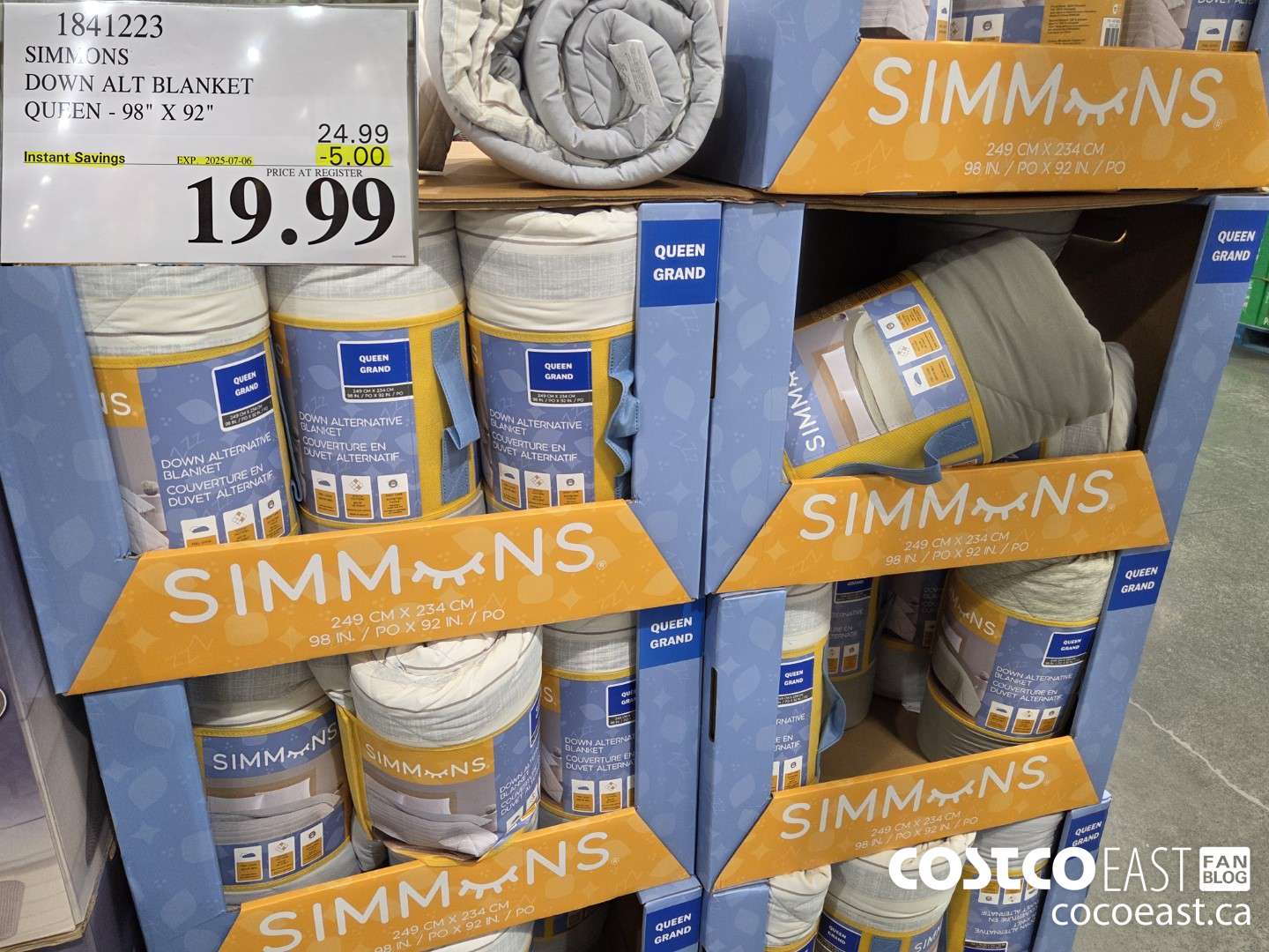 1841223 SIMMONS DOWN ALT BLANKET QUEEN 98