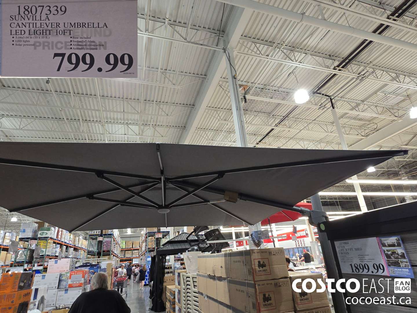 1807339 SUNVILLA CANTILEVER UMBRELLA LED LIGHT 10FT $799.99