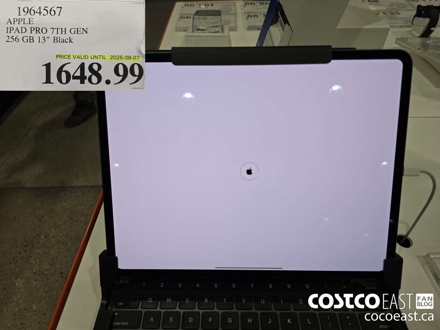 1964567 APPLE IPAD PRO 7TH GEN 256GB 13