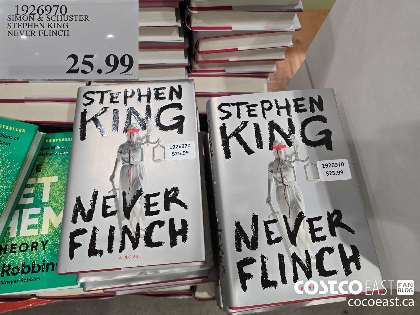 1926970 SIMON & SCHUSTER STEPHEN KING NEVER FLINCH $25.99