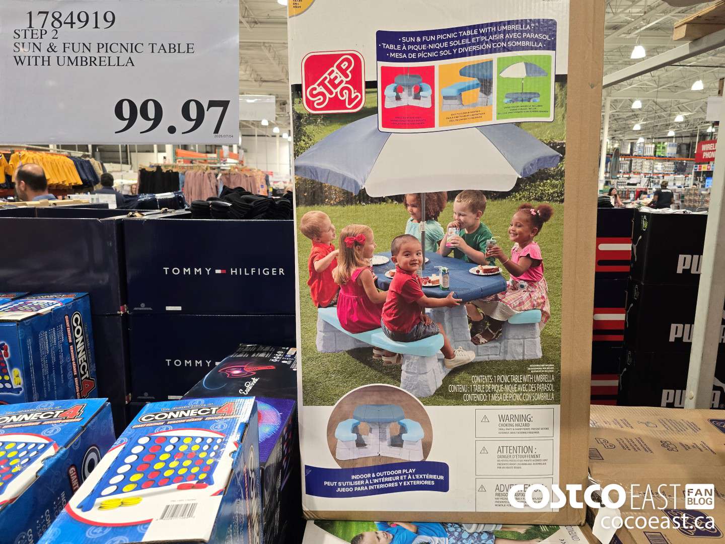 1784919 STEP 2 SUN & FUN PICNIC TABLE WITH UMBRELLA $99.97