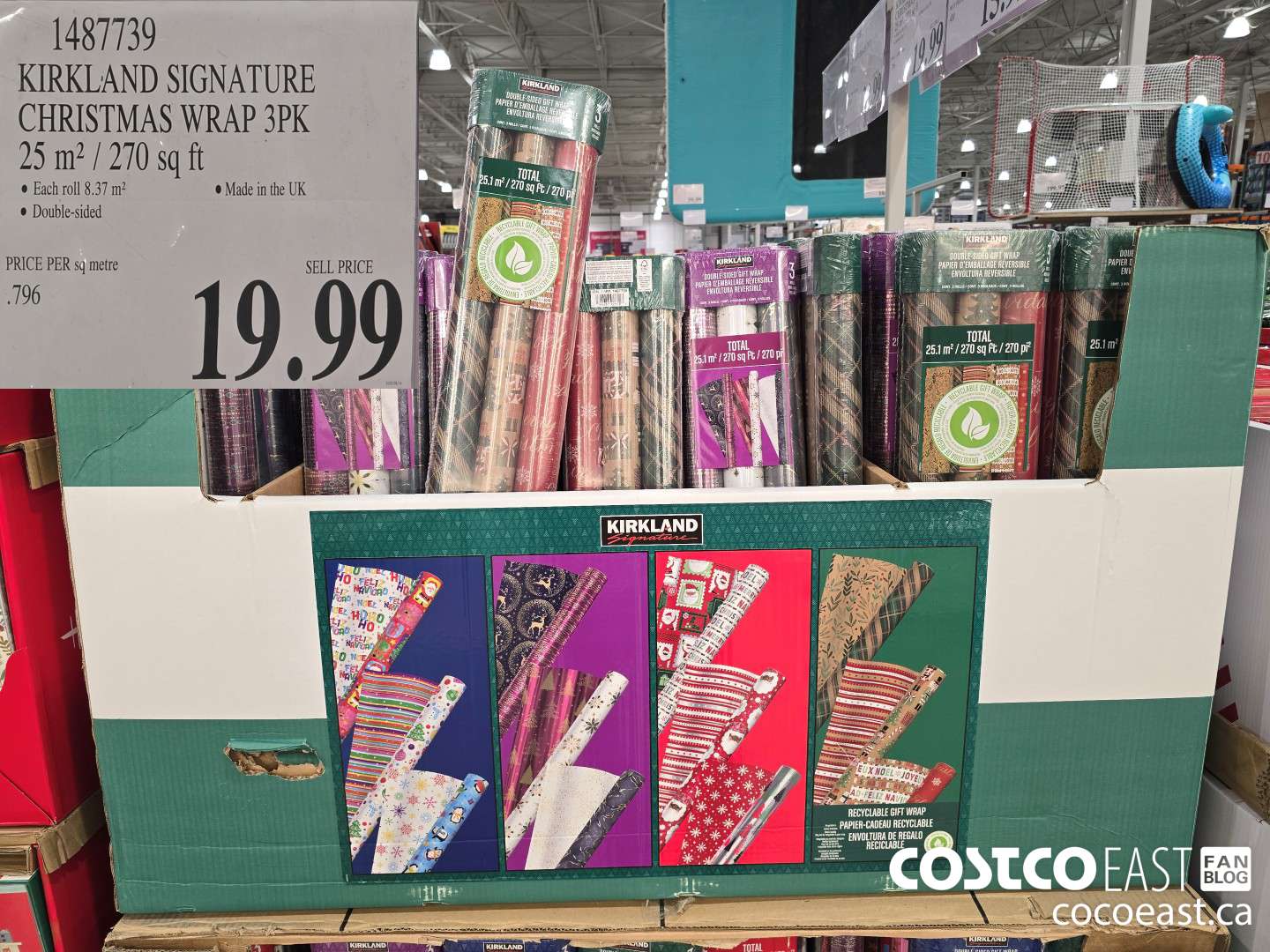 1487739 KIRKLAND SIGNATURE CHRISTMAS WRAP 3PK 25.1 m2 / 270 sq ft $19.99