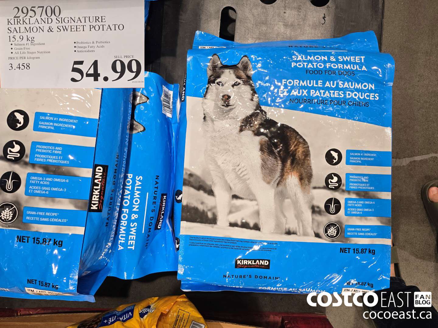 295700 KIRKLAND SIGNATURE SALMON & SWEET POTATO 15.9 KG $54.99