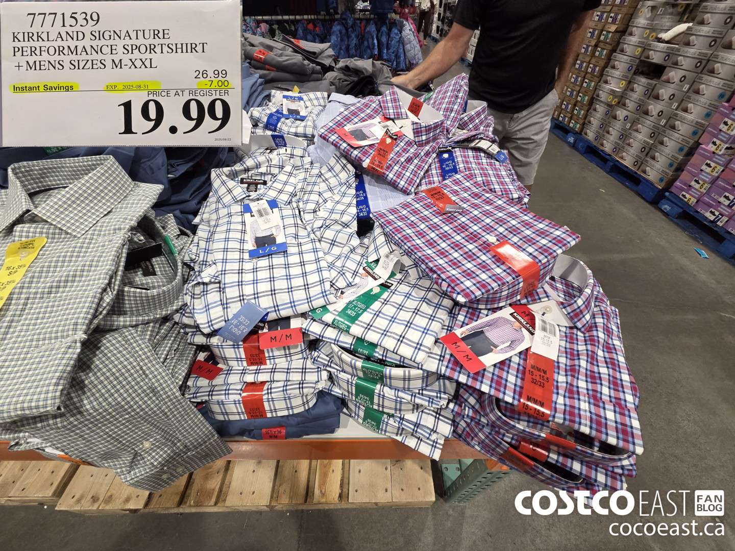 7771539 KIRKLAND SIGNATURE : PERFORMANCE SPORTSHIRT +MENS SIZES M-XXL ($7.00 INSTANT SAVINGS EXPIRES ON 2025-08-31) $19.99