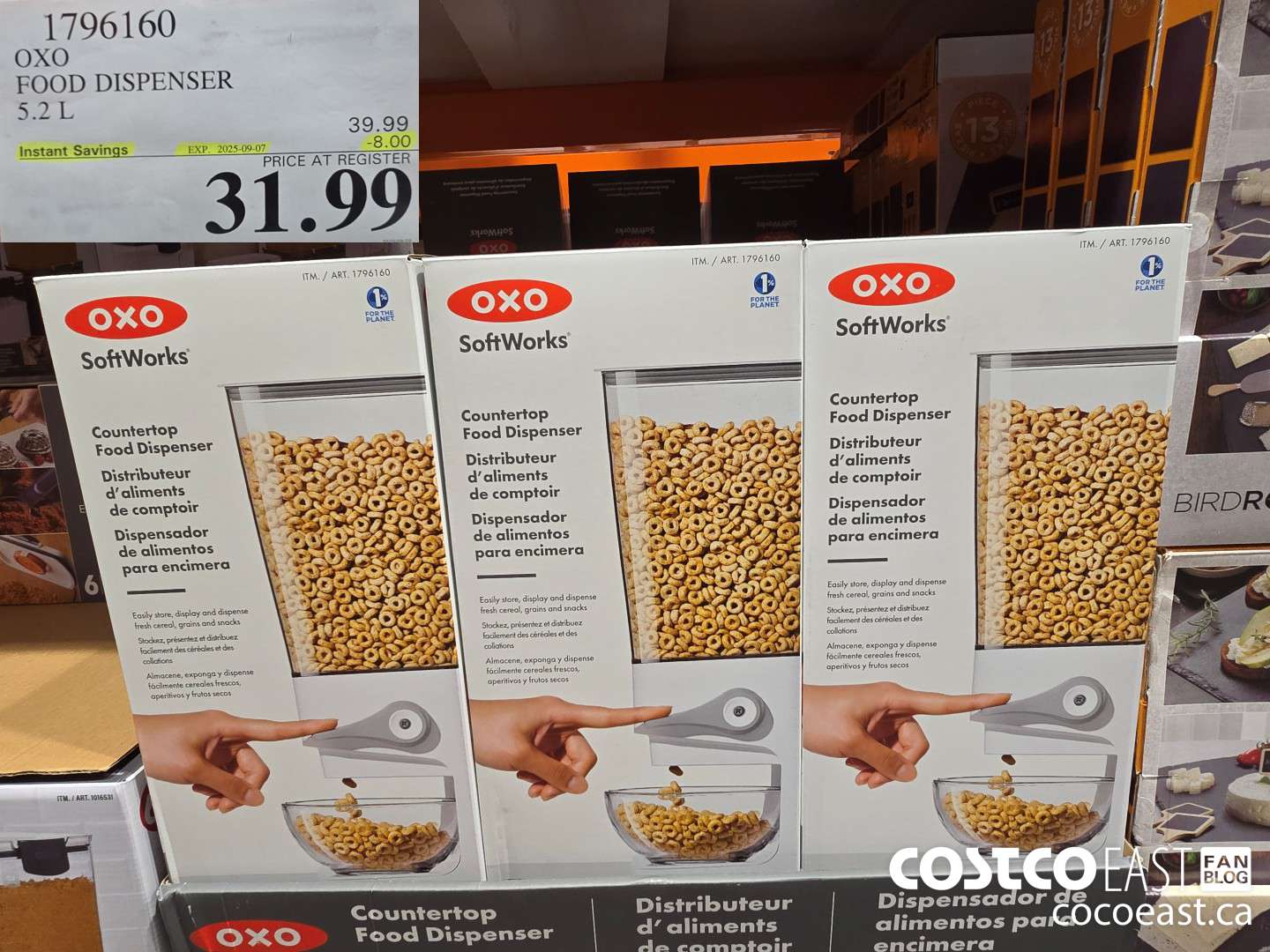 1796160 OXO FOOD DISPENSER 5.2 L ($8.00 INSTANT SAVINGS EXPIRES ON 2025-09-07) $31.99