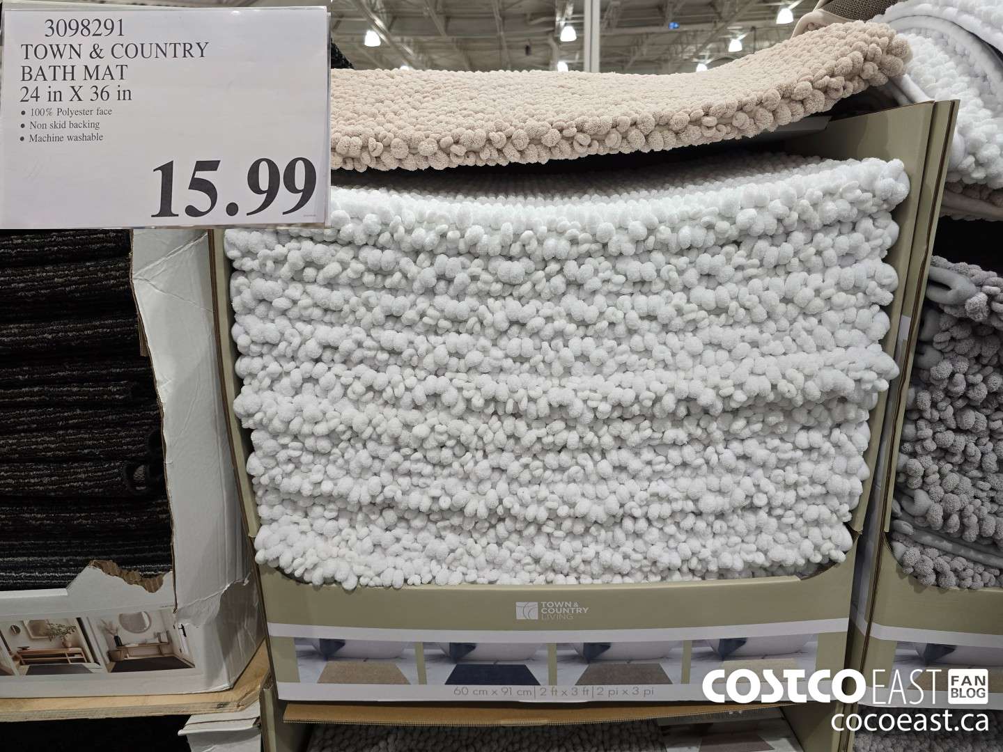 3098291 TOWN & COUNTRY BATH MAT 24 IN X 36 IN $15.99