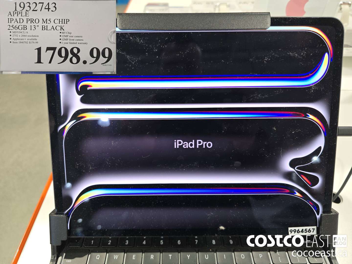 1932843 APPLE IPAD PRO M5 CHIP 256GB 13