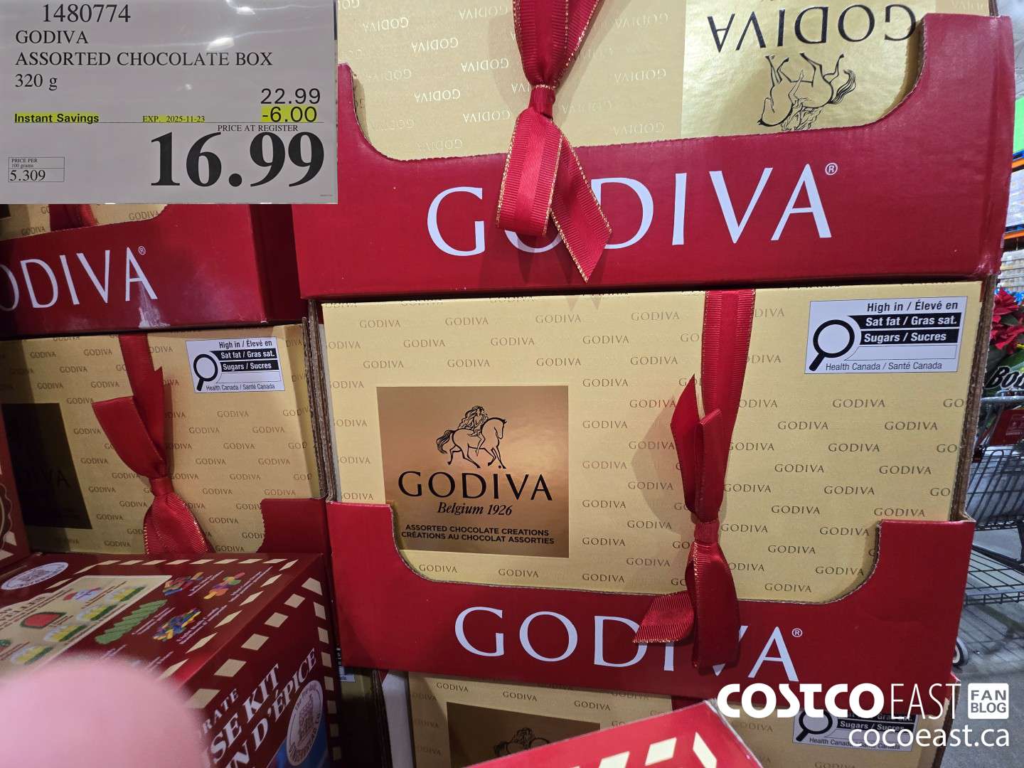 1480774 GODIVA ASSORTED CHOCOLATE BOX 320 G ($6.00 INSTANT SAVINGS EXPIRES ON 2025-11-23) $16.99