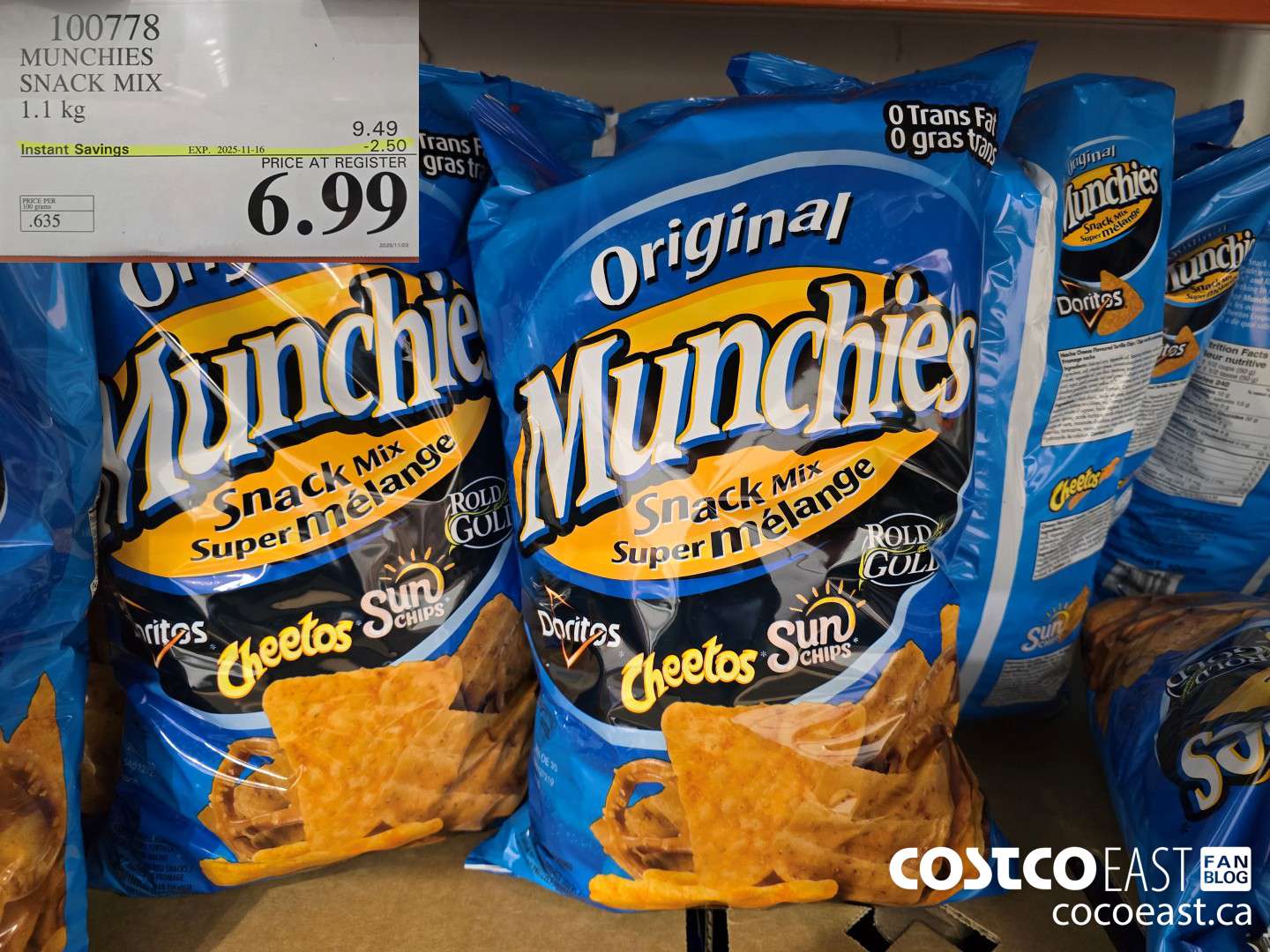 100778 MUNCHIES SNACK MIX 1.1 KG ($2.50 INSTANT SAVINGS EXPIRES ON 2025-11-16) $6.99