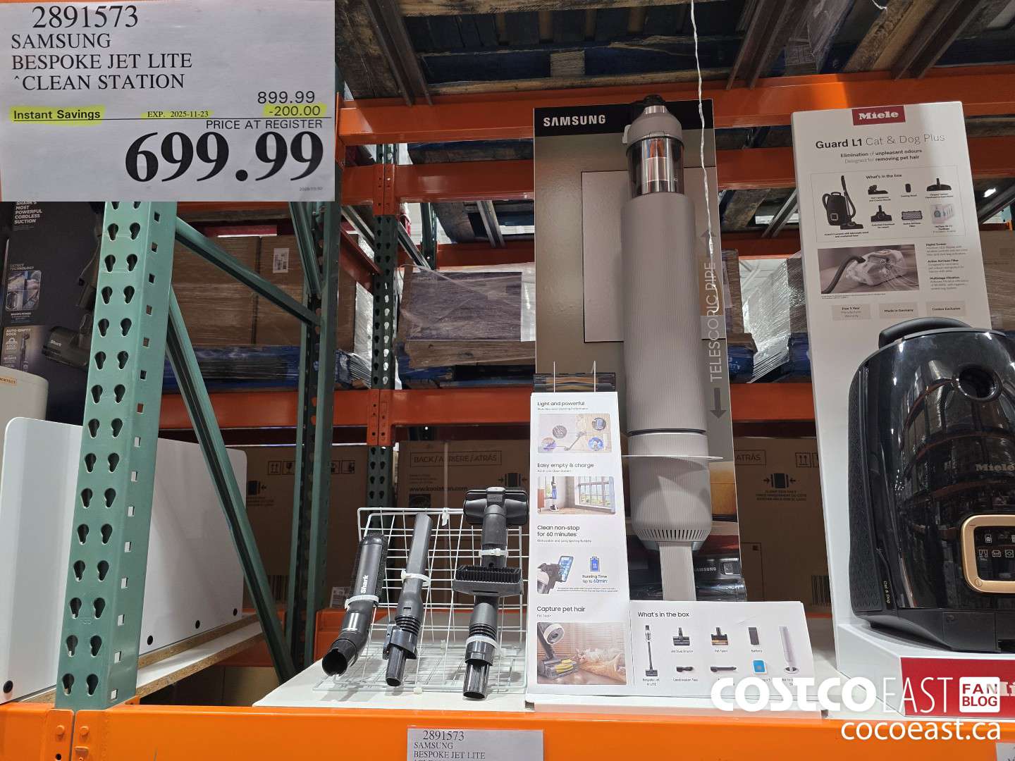 2891573 SAMSUNG BESPOKE JET LITE “CLEAN STATION ($200.00 INSTANT SAVINGS EXPIRES ON 2025-11-23) $699.99