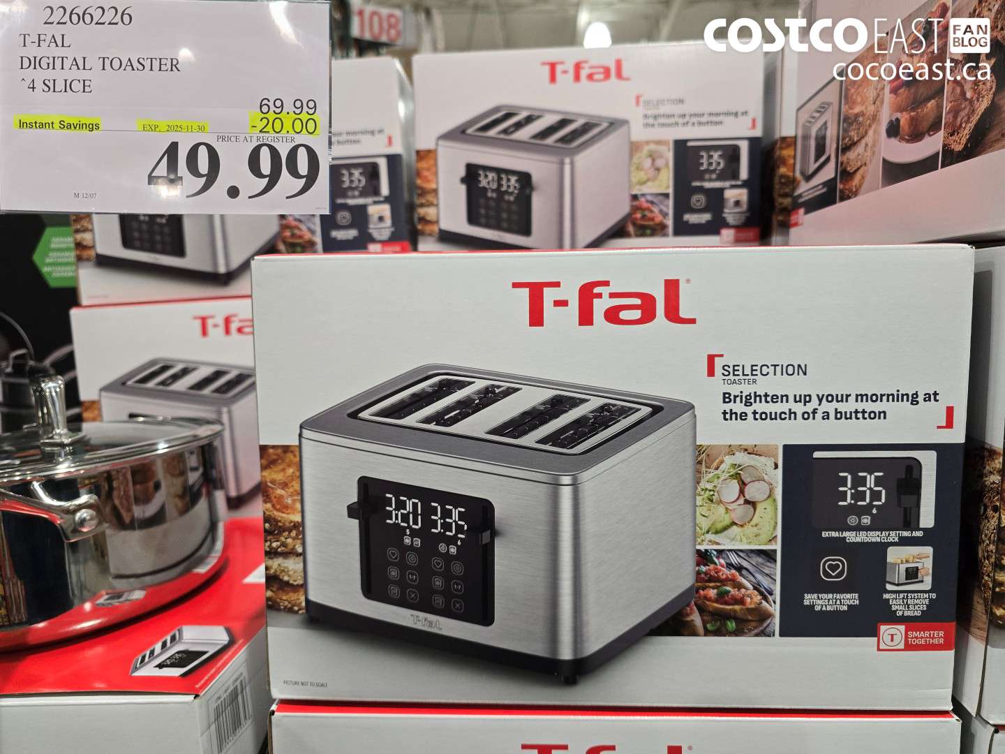2266226 T-FAL TOASTER “4 SLICE ($20.00 INSTANT SAVINGS EXPIRES ON 2025-11-30) $49.99
