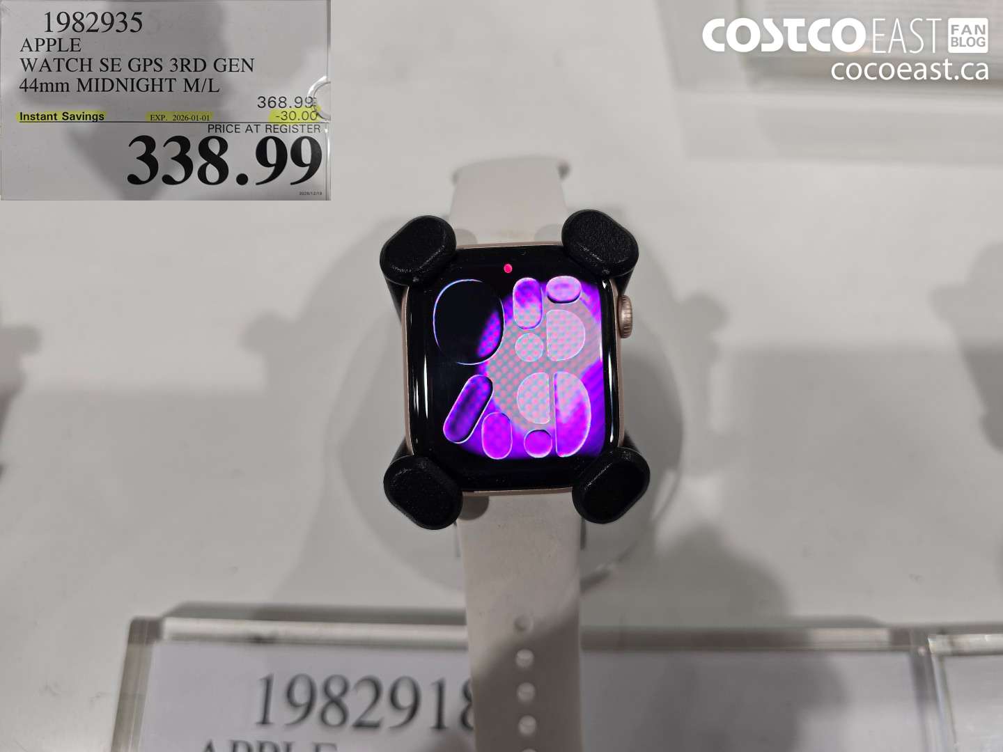 1982935 APPLE WATCH SE GPS 3RD GEN 44mm MIDNIGHT M/L ($30.00 INSTANT SAVINGS EXPIRES ON 2026-01-01) $338.99