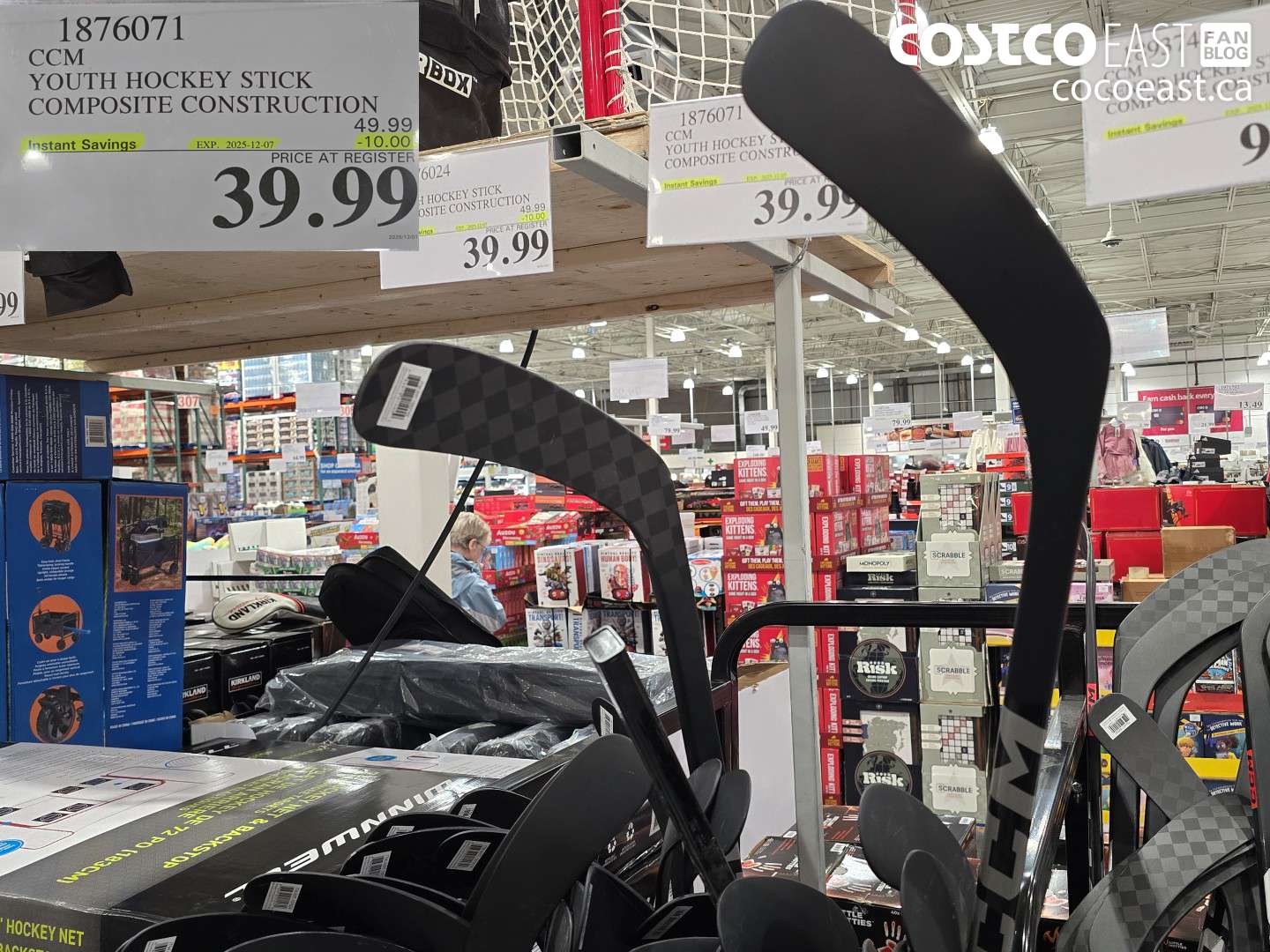 1876071 CCM YOUTH HOCKEY STICK COMPOSITE CONSTRUCTION ($10.00 INSTANT SAVINGS EXPIRES ON 2025-12-07) $39.99