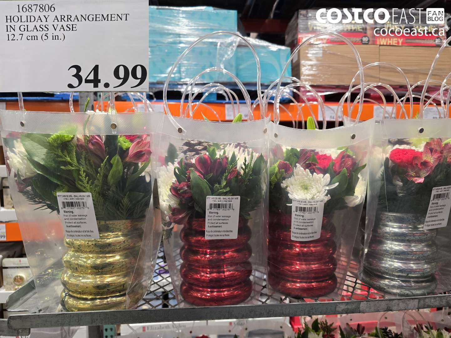 1687806 HOLIDAY ARRANGEMENT IN GLASS VASE 12.7 CM (5 IN) $34.99