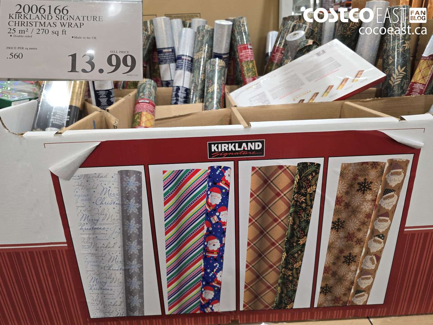 2006166 KIRKLAND SIGNATURE CHRISTMAS WRAP 25 M2 / 270 SQ FT $13.99