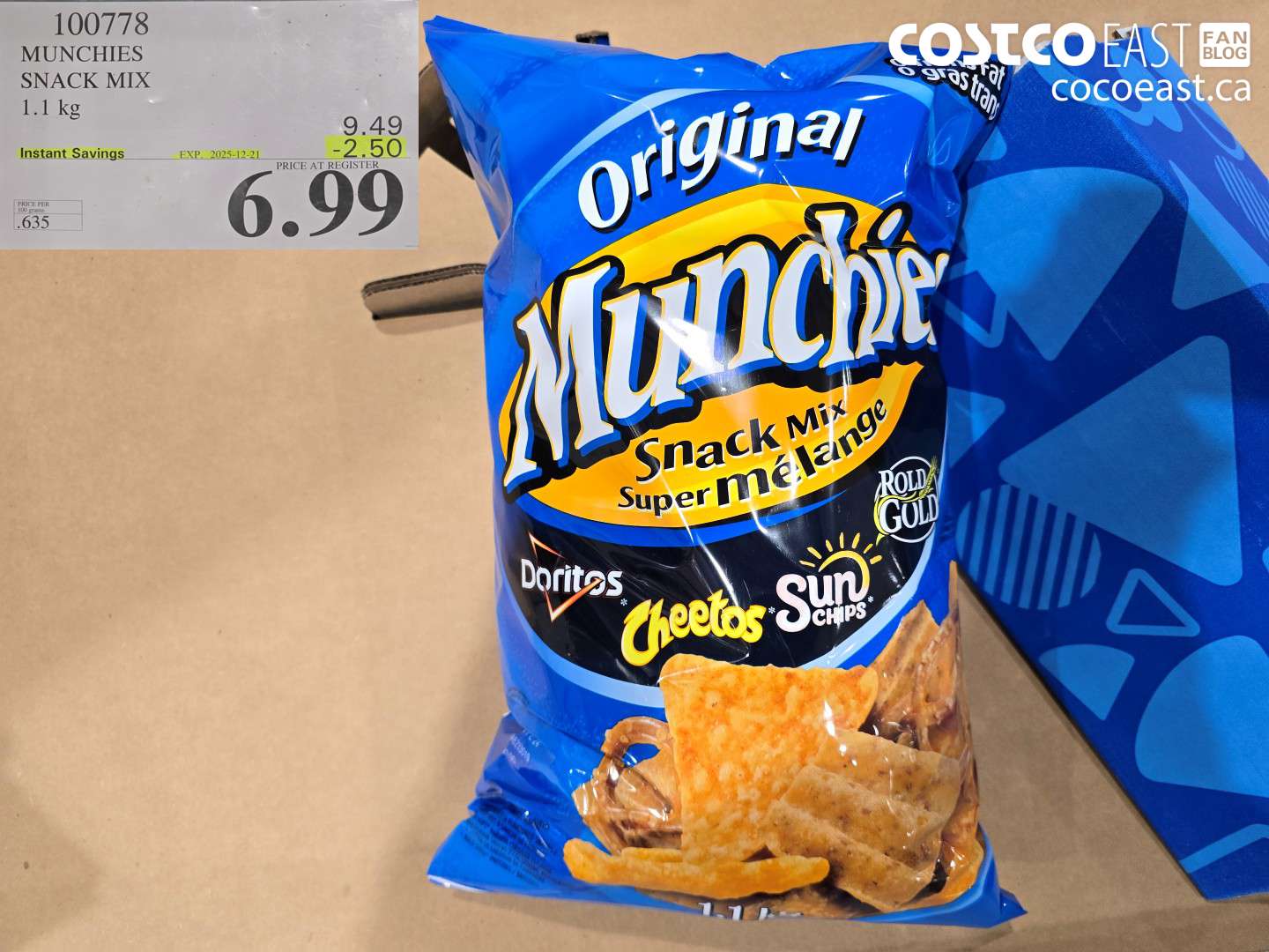 100778 MUNCHIES SNACK MIX 1.1 KG ($2.50 INSTANT SAVINGS EXPIRES ON 2025-12-21) $6.99