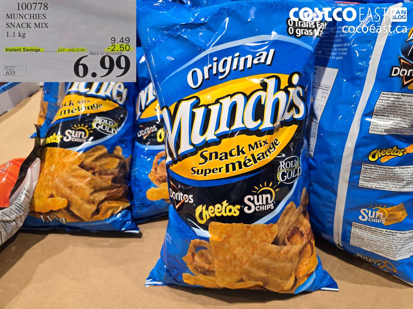 100778 MUNCHIES SNACK MIX 1.1 KG ($2.50 INSTANT SAVINGS EXPIRES ON 2026-02-08) $6.99